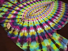 Load image into Gallery viewer, Large. Tie dye shirt. Northern lights third eye tee.
