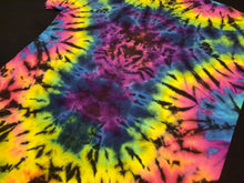 Load image into Gallery viewer, Medium. Tie dye shirt. Mandala/psychedelic combo tee.
