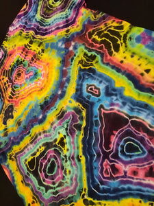 Large. Tie dye shirt. Diamond fusion/geode combo tee.