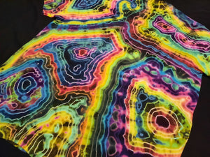 Medium. Tie dye shirt. Diamond fusion/geode combo tee.