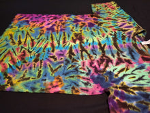 Load image into Gallery viewer, Small. Tie dye shirt. High contrast scrunch tee

