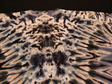 Load image into Gallery viewer, 3XL. Tie dye shirt. Grey scale mandala/ psychedelic scrunch combo tee.
