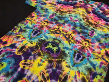 Load image into Gallery viewer, Large. Tie dye shirt. Psychedelic profile tee.
