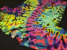 Load image into Gallery viewer, Medium. Tie dye shirt. High contrast scrunch tee.

