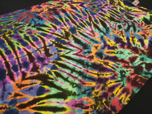 Load image into Gallery viewer, XL. Tie dye shirt. High contrast scrunch tee.
