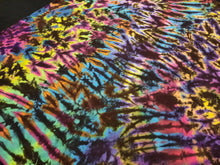 Load image into Gallery viewer, 3XL. Tie dye shirt. High contrast scrunch tee.
