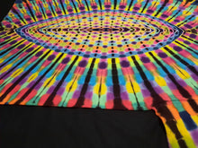 Load image into Gallery viewer, Large. Tie dye shirt. High contrast third eye tee.
