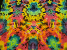 Load image into Gallery viewer, Medium. Tie dye shirt. Psychedelic profile tee.
