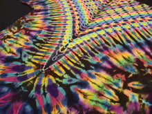 Load image into Gallery viewer, 2XL. Tie dye shirt. Psychedelic pleat V tee.
