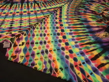 Load image into Gallery viewer, 2XL. Tie dye shirt. Psychedelic pleat V tee.
