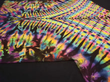 Load image into Gallery viewer, 2XL. Tie dye shirt. Psychedelic pleat V tee.

