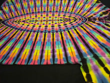 Load image into Gallery viewer, Large. Tie dye shirt. High contrast third eye tee.
