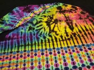 XL. Tie dye long sleeve. Diamond fusion/ psychedelic pleat combo tee.