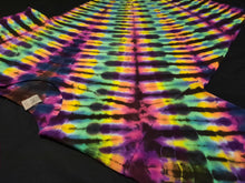 Load image into Gallery viewer, Large. Tie dye shirt. High contrast radiowave tee.
