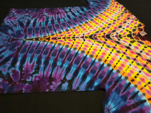 Load image into Gallery viewer, Large. Tie dye shirt. Psychedelic V tee.
