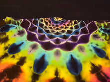 Load image into Gallery viewer, Large. Tie dye shirt. Psychedelic pleat/mandala combo tee.
