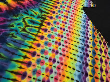 Load image into Gallery viewer, Large. Tie dye shirt. Psychedelic pleat/mandala combo tee.
