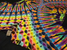Load image into Gallery viewer, Large. Tie dye shirt. Psychedelic V variation tee.
