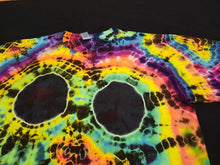 Load image into Gallery viewer, Large. Tie dye shirt. Many faces rainbow tee.
