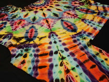 Load image into Gallery viewer, XL. Tie dye shirt. Side mandala tee.
