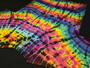 XL. Tie dye shirt. Rainbow slice tee.