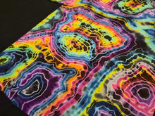 Load image into Gallery viewer, Large. Tie dye shirt. Diamond fusion/geode combo tee.
