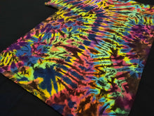 Load image into Gallery viewer, Medium. Tie dye shirt. High contrast scrunch tee.
