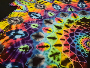 3XL. Tie dye shirt. Side mandala tee.