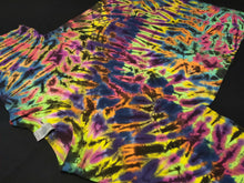 Load image into Gallery viewer, Medium. Tie dye shirt. High contrast scrunch tee.
