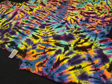 Load image into Gallery viewer, 2XL. Tie dye shirt. Scrunch tee.
