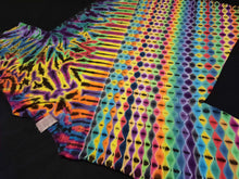 Load image into Gallery viewer, Medium. Honeycomb/scrunch combo tee.
