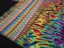 Load image into Gallery viewer, 2XL. Honeycomb/scrunch combo tee.
