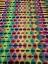 Load image into Gallery viewer, Large. Honeycomb/scrunch combo tee.
