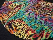 Load image into Gallery viewer, 3XL. Long sleeve scrunch tee.
