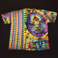 Load image into Gallery viewer, 2XL. Tie dye shirt. Psychedelic pleat/geode combo tee.
