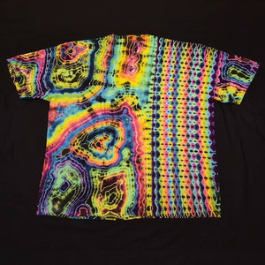 2XL. Tie dye shirt. Psychedelic pleat/geode combo tee.