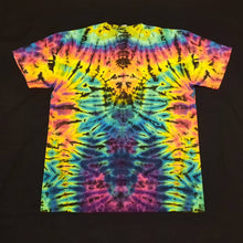 Load image into Gallery viewer, Large. Tie dye shirt. Mandala/psychedelic scrunch tee.

