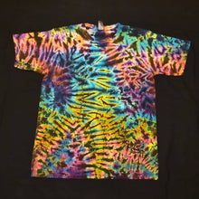 Load image into Gallery viewer, Large. Tie dye shirt. High contrast scrunch tee.
