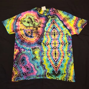 Medium. Tie dye shirt. Diamond fusion/geode combo tee.