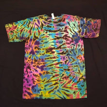 Load image into Gallery viewer, Small. Tie dye shirt. High contrast scrunch tee
