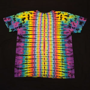 Large. Tie dye shirt. Diamond fusion with spine tee.