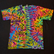 Load image into Gallery viewer, Large. Scrunch tee.
