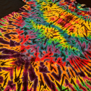 2XL. Psychedelic scrunch tee.