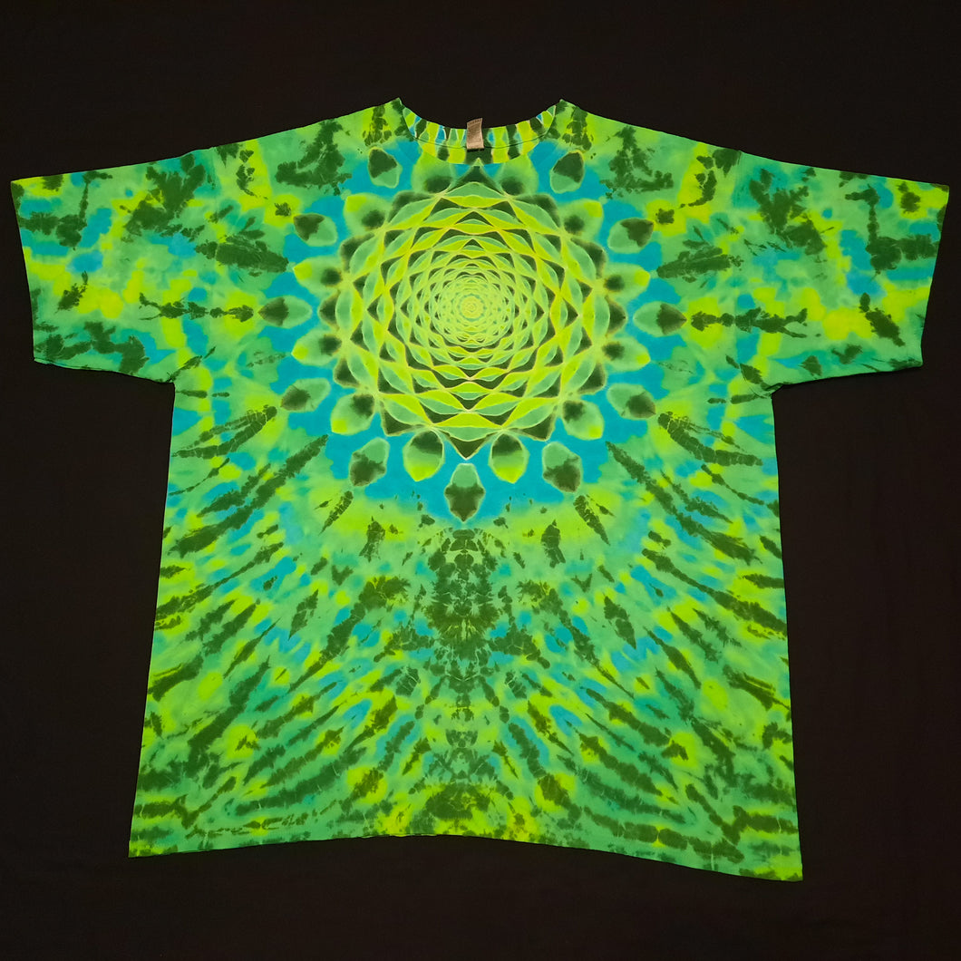 2XL. Mandala with spine tee.