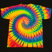 Load image into Gallery viewer, XL. Pleated spiral tee.
