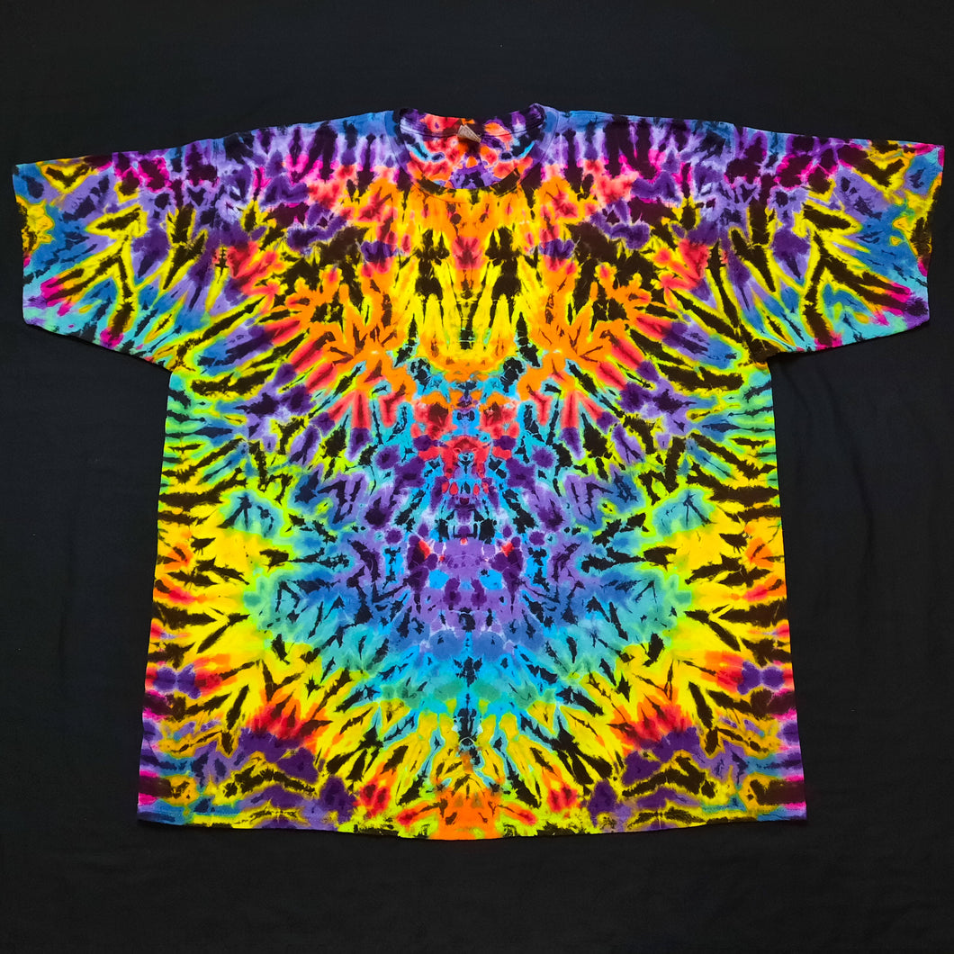 3XL. Psychedelic profile tee.