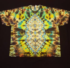 3XL. Tie dye shirt. Black forest diamond fusion with spine tee.