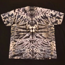 Load image into Gallery viewer, XL. Tie dye shirt. Grey scale mandala/psychedelic scrunch combo tee.
