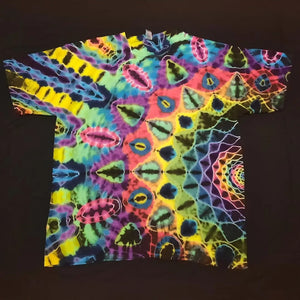2XL. Tie dye shirt. Dark rainbow side mandala tee.