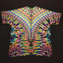 Load image into Gallery viewer, 2XL. Tie dye shirt. Psychedelic pleat V tee.

